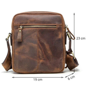 Mochila em Couro Genuino - Contacts Premium